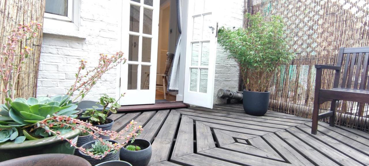 Windsor Cottage: Cosy, Charming, Full Of Character Екстер'єр фото