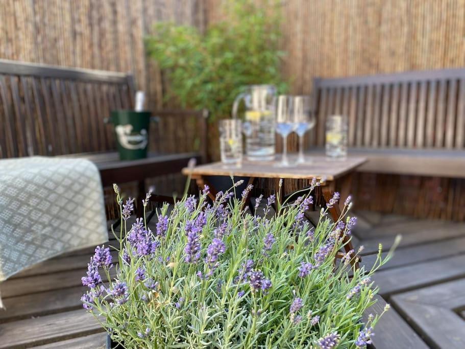 Windsor Cottage: Cosy, Charming, Full Of Character Екстер'єр фото