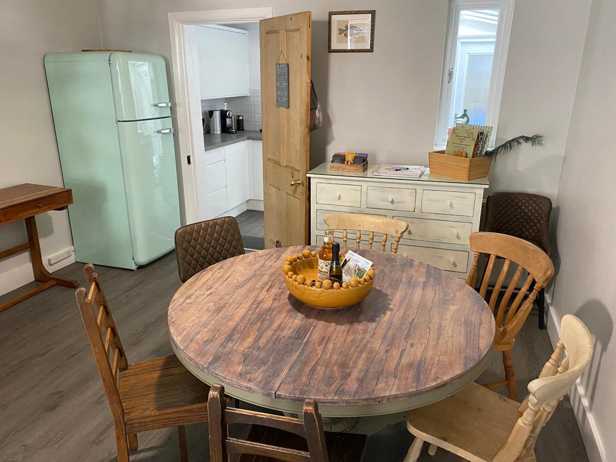 Windsor Cottage: Cosy, Charming, Full Of Character Екстер'єр фото